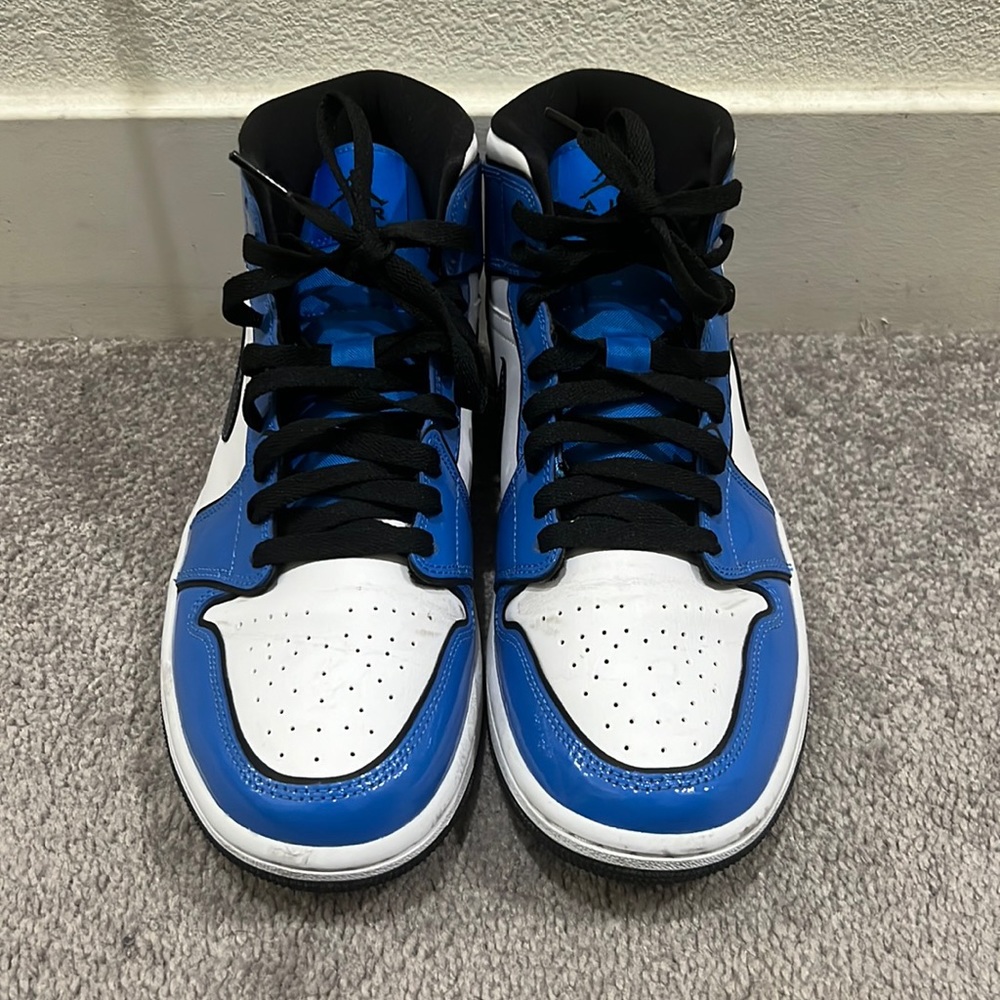 Nike Jordan 1 Mid Signal Blue